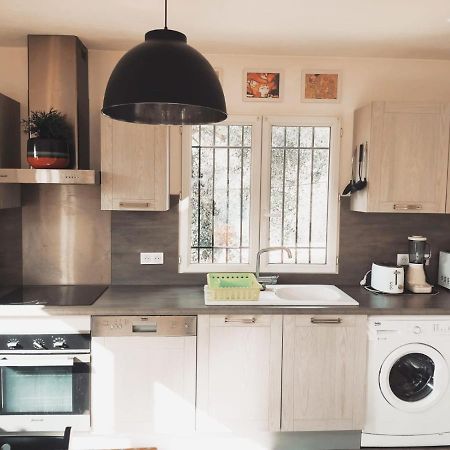 Bas de villa. Côte d'Azur, à 20 kms de Nice Contes  Exterior foto