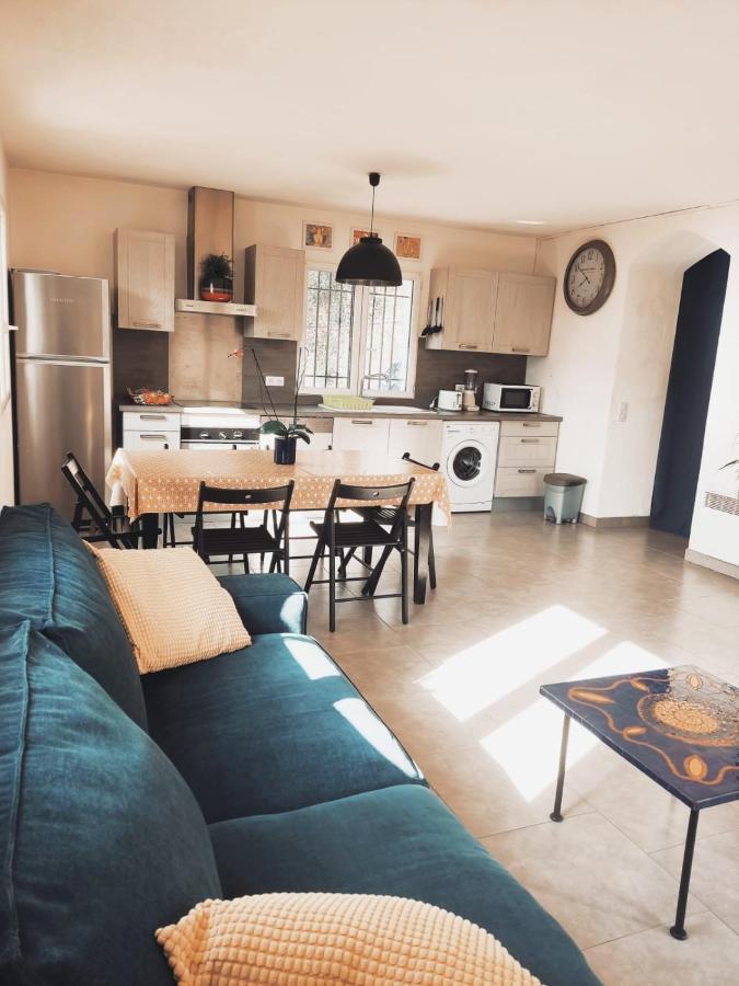 Bas de villa. Côte d'Azur, à 20 kms de Nice Contes  Exterior foto