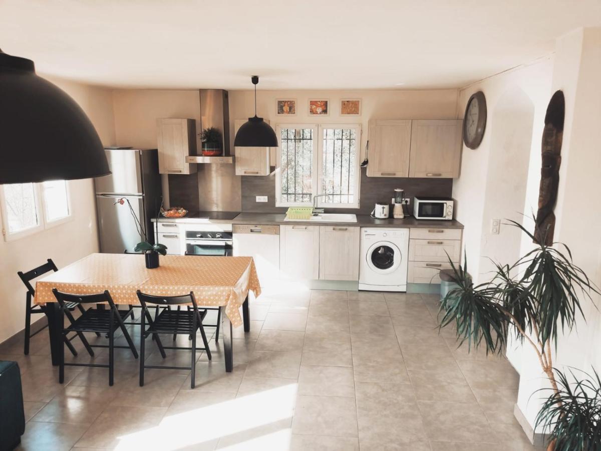 Bas de villa. Côte d'Azur, à 20 kms de Nice Contes  Exterior foto